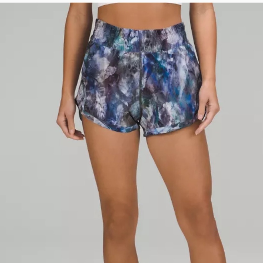Lululemon Track That 3 inch Shorts. Size 4.